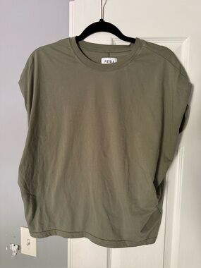 Pistola Muscle Tee